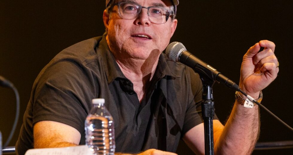 Andy Weir pede desculpas a Alex Kurtzman pelos comentários do podcast