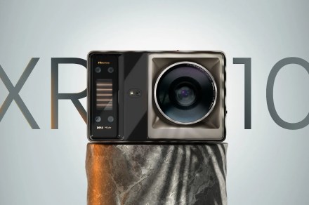 Hisense abre pré-encomendas do XR10 com desconto de US$ 1.700 e um HT Saturn incluído