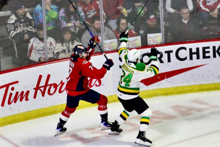 Windsor causa perda desigual a Londres; Knights estão 1 ponto atrás de Soo na última semana da temporada regular – Londres