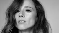 Karine Vanasse estrelará ‘Death Of A Diplomat’
