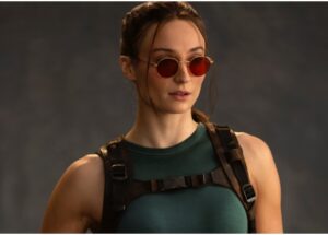 Estrela de ‘Tomb Raider’, Sophie Turner, ferida; Série pausa produção