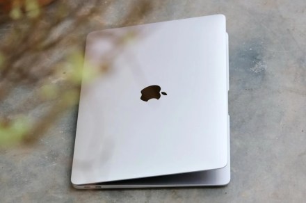 A mania da IA ​​​​está inflacionando os preços dos MacBooks usados ​​​​e é um sinal do que está por vir