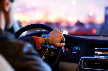 Esta IA verifica se seus hábitos de direção sinalizam risco de acidente