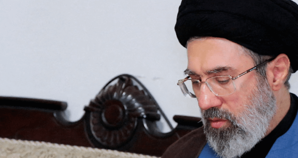 Uma olhada em quem são os pioneiros na posição de líder supremo do Irã