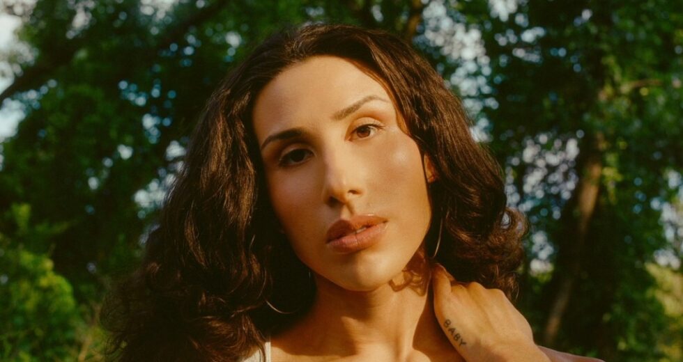 ‘Ponyboi’s River Gallo faz uma primeira análise com a Fox Entertainment Studios