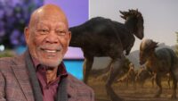 O erro de gravação cheio de palavrões de Morgan Freeman para o programa de dinossauros da Netflix é magnífico