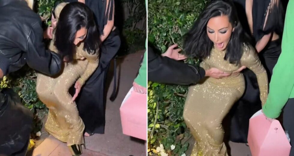 Kim Kardashian sofre uma queda nos saltos de arranha-céus depois de lutar para andar
