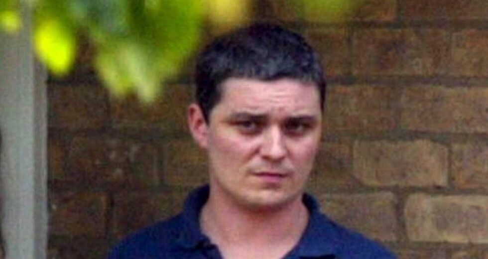 ‘Eu estava na prisão com o paranóico Ian Huntley – ele me pediu para desenhar um retrato para ele’ | Notícias do Reino Unido