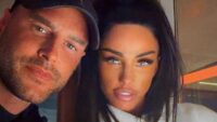 O marido de Katie Price ‘enviou notas de voz implorando por dinheiro a uma mulher’ dias antes de propor casamento