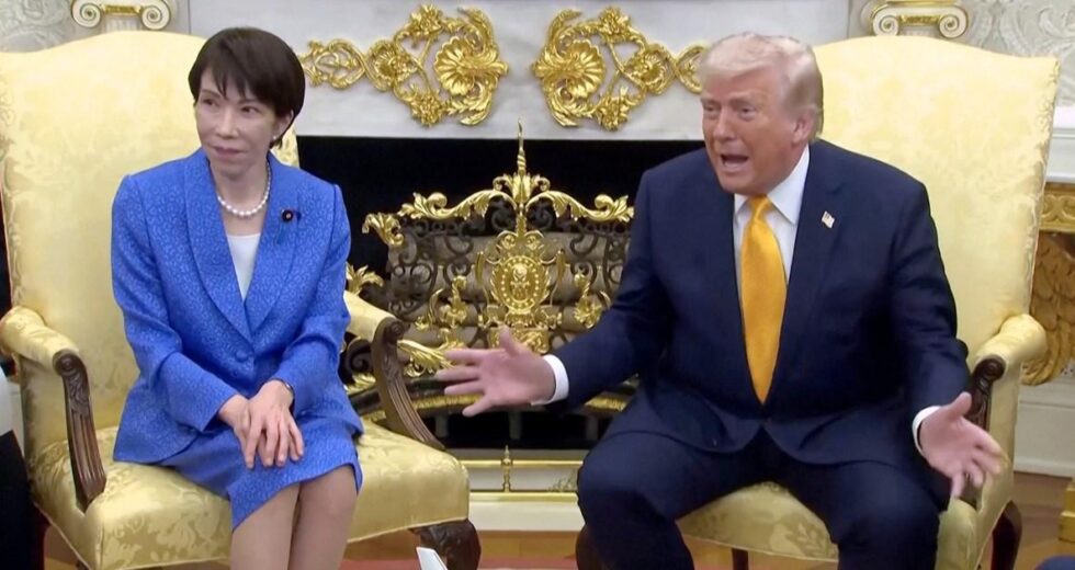 Trump diz que o Japão ‘sabe das surpresas’ na dolorosa gafe de Pearl Harbor | Notícias dos EUA