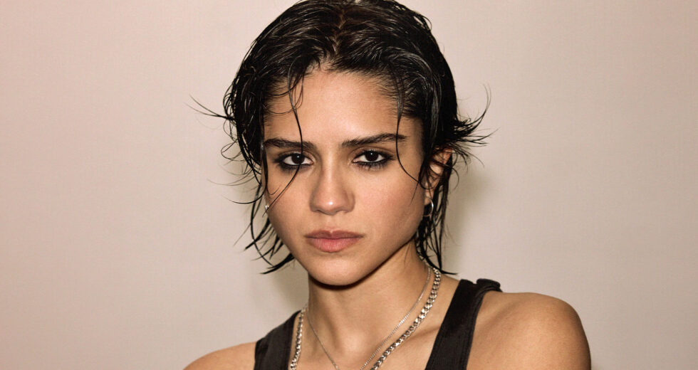 Sasha Calle escalada para filme de Mike Flanagan (EXCLUSIVO)