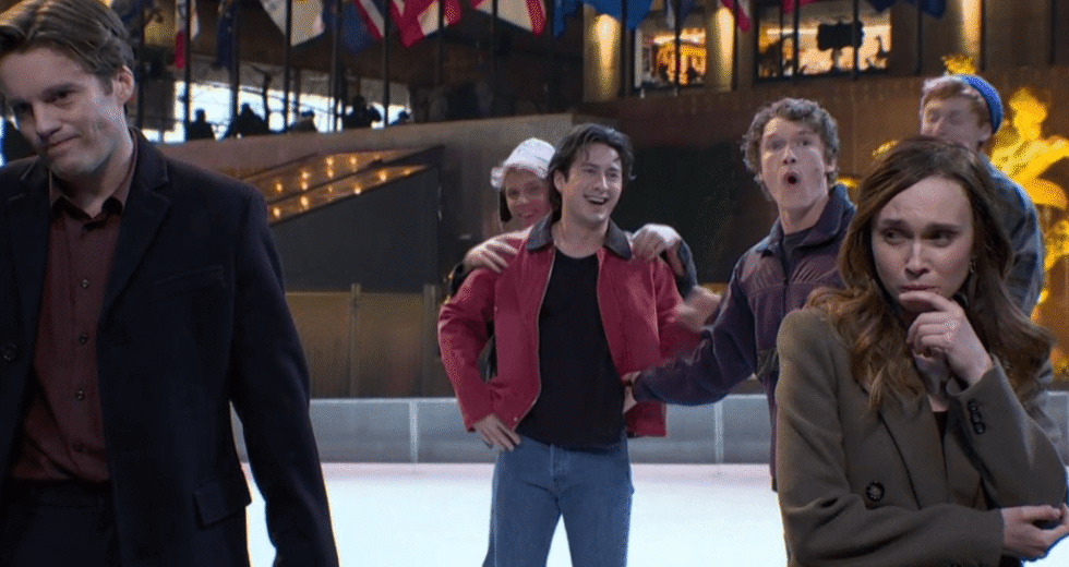 Hudson Williams Cameos do Heated Rivalry na estreia de Connor Storrie no SNL