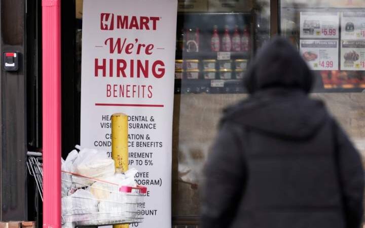 Os EUA perderam 92 mil empregos em fevereiro, com o desemprego subindo para 4,4% em meio a tarifas – Nacional