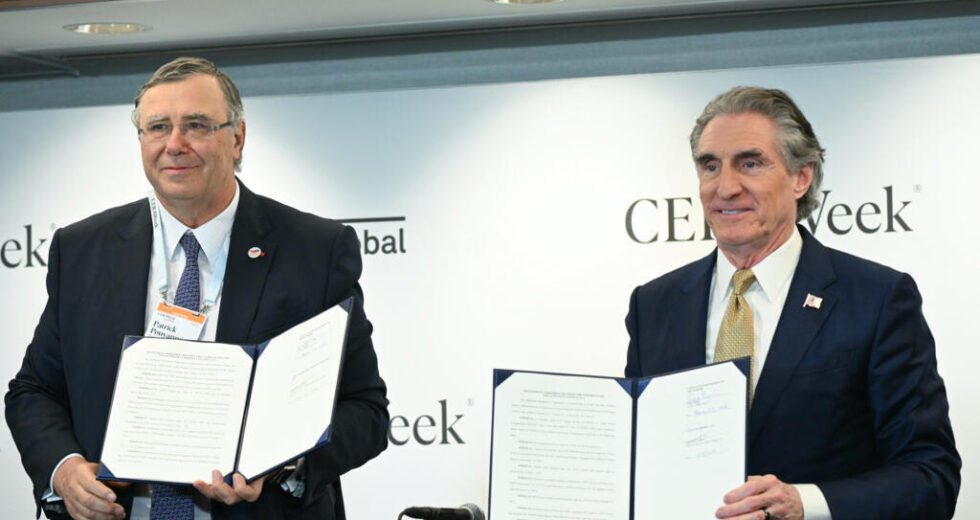 EUA assinam acordo de quase US$ 1 bilhão com a francesa TotalEnergies para encerrar projetos eólicos offshore