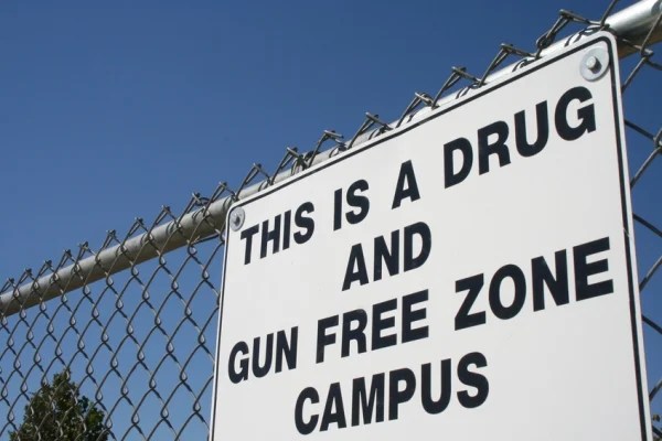 Legislatura da Flórida aprova lei de transporte condicional de campus