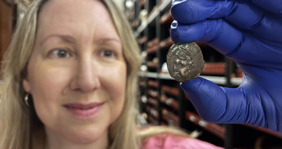 Alguém usou uma moeda misteriosa de 2.000 anos para pagar uma passagem de ônibus sem perceber | Notícias do Reino Unido