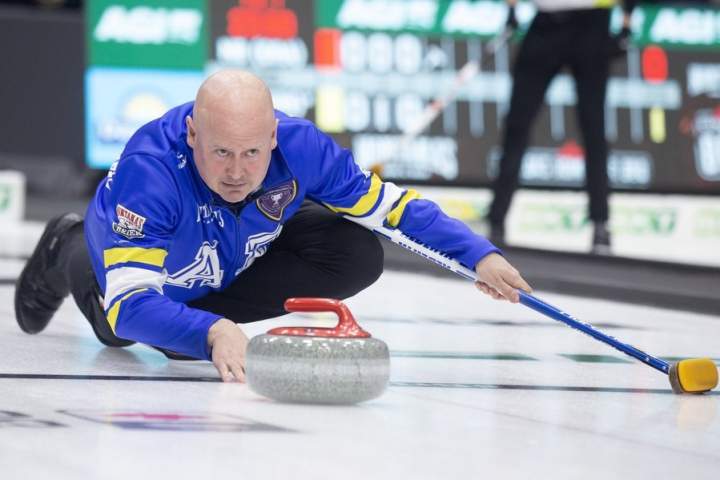 Koe de Alberta supera McEwen no Brier de Montana