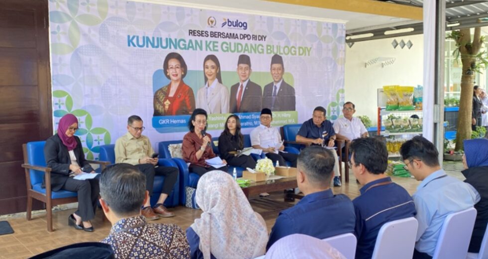 Abundante estoque de alimentos DIY, DPD RI garante preços estáveis ​​antes do Eid