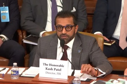 O FBI está comprando dados de localização de americanos, eis o que isso significa