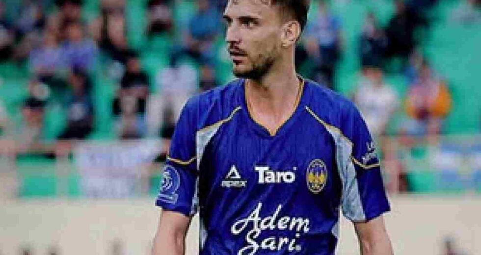 Van Gastel abre rotação de atacante PSIM Jogja, Haljeta ameaçada