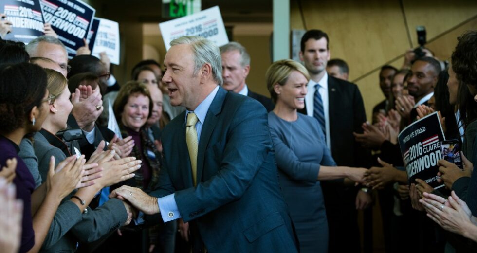 A saída contestada de Kevin Spacey de ‘House Of Cards’ custará aos produtores mais de US$ 100 milhões