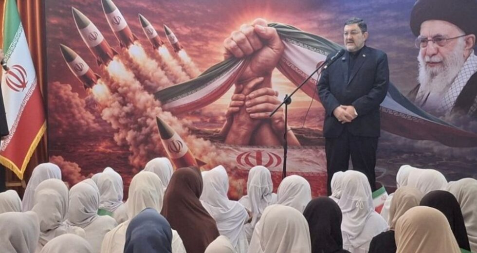 Embaixada do Irã em Jacarta ajuda 200 estudantes a relembrar a tragédia da cidade de Minab