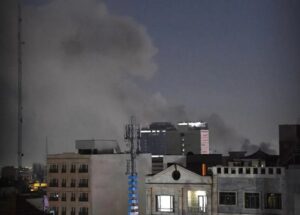 Reino Unido permite que EUA usem suas bases para atacar território iraniano