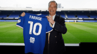 Ipswich Town acusado de ‘suicídio de relações públicas’ após visita de Nigel Farage: ‘Absoluta estupidez’ | Futebol