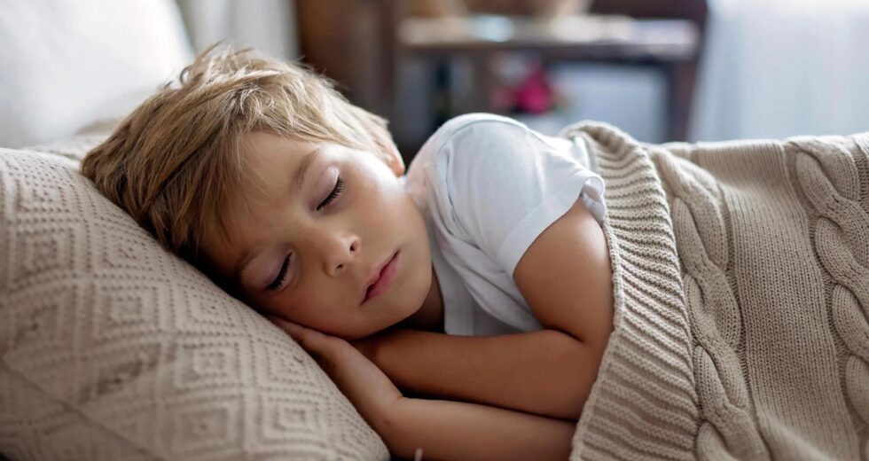Milhões de crianças tomam melatonina, mas os médicos estão alertando