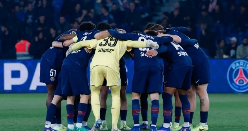 PSG desmaia em casa, Luis Enrique admite falta de confiança dos jogadores