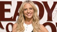 Sarah Michelle Gellar espera que o piloto de reinicialização de ‘Buffy’ não vaze “porque então todo mundo terá uma opinião”