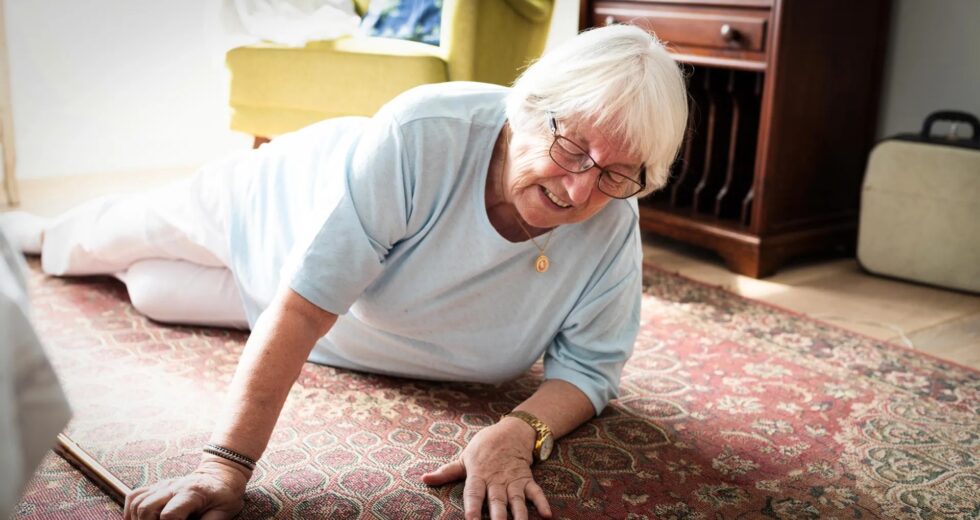 Por que seu cérebro pode estar sabotando seu equilíbrio à medida que você envelhece