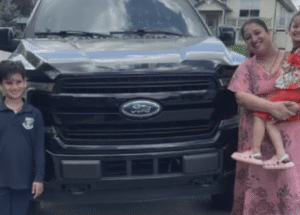 Família de Alberta descobre que novo caminhão da concessionária foi roubado