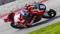 Veda Ega Pratama está em destaque na mídia espanhola à frente da americana Moto3