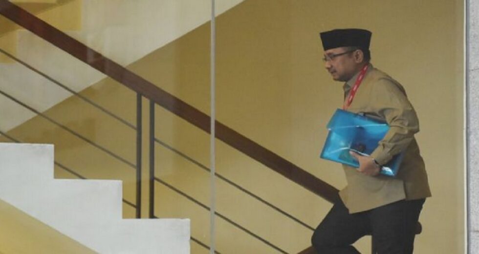 Ausente durante as orações do Eid al-Fitr, Yaqut está fora do centro de detenção