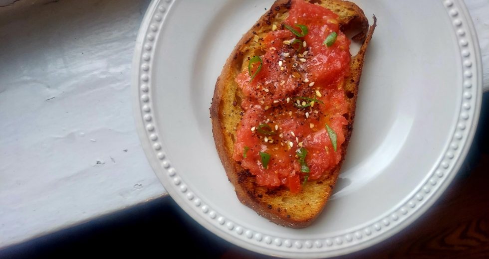The better way to make tomato toast