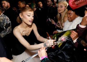 Ariana Grande fans need to see “Maddie’s Secret”