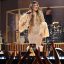 Kelly Clarkson is nobody’s idol